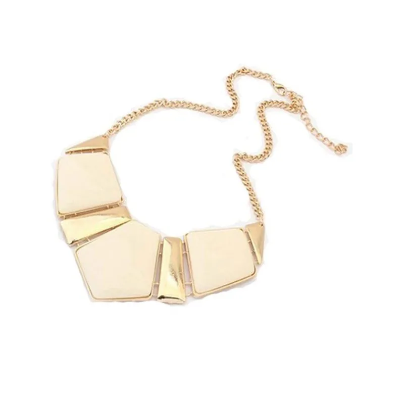 choker_necklace__guldig_b_1.webp Choker Necklace - Guldig Beige Halsband<VSmycken Sale
