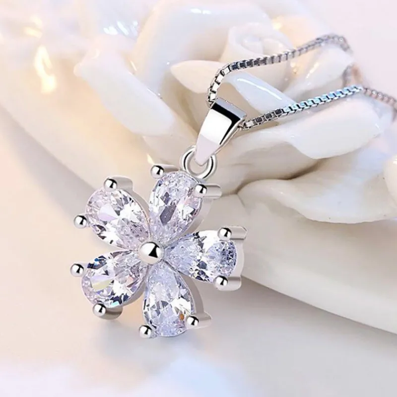 kta__silver_cubic_zirkon__1.webp Äkta 925 Silver Cubic Zirkon blomma Halsband<VSmycken Clearance