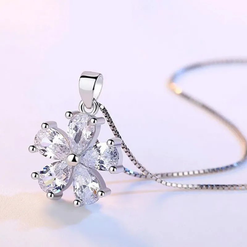 kta__silver_cubic_zirkon__5.webp Äkta 925 Silver Cubic Zirkon blomma Halsband<VSmycken Clearance