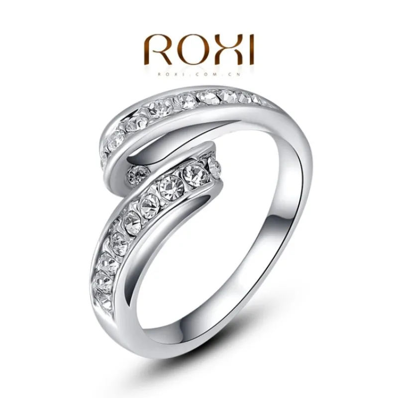 ring_med_kristaller_i_sil_0.webp RING MED KRISTALLER I SILVER - STORLEK 8<VSmycken Sale